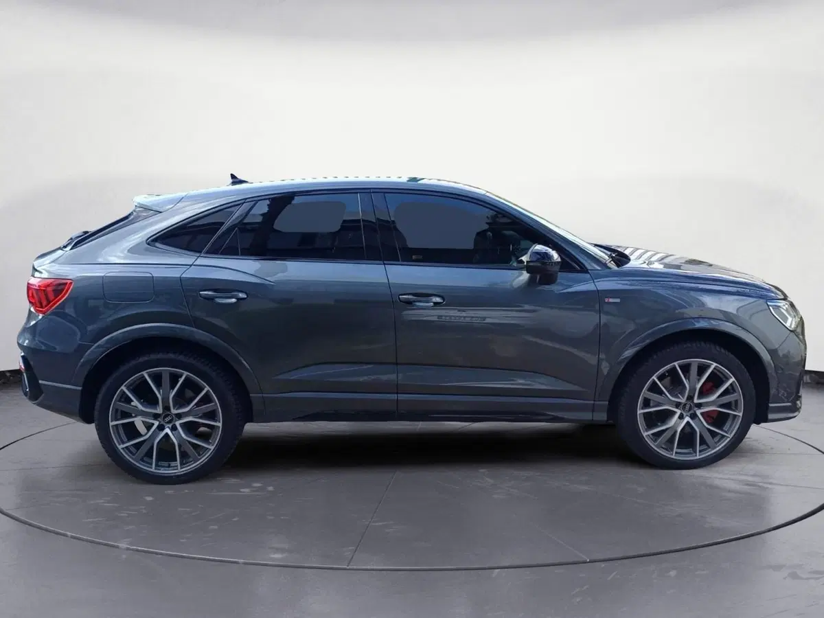 Audi Q3 Sportback usata a Reggio Calabria (4)