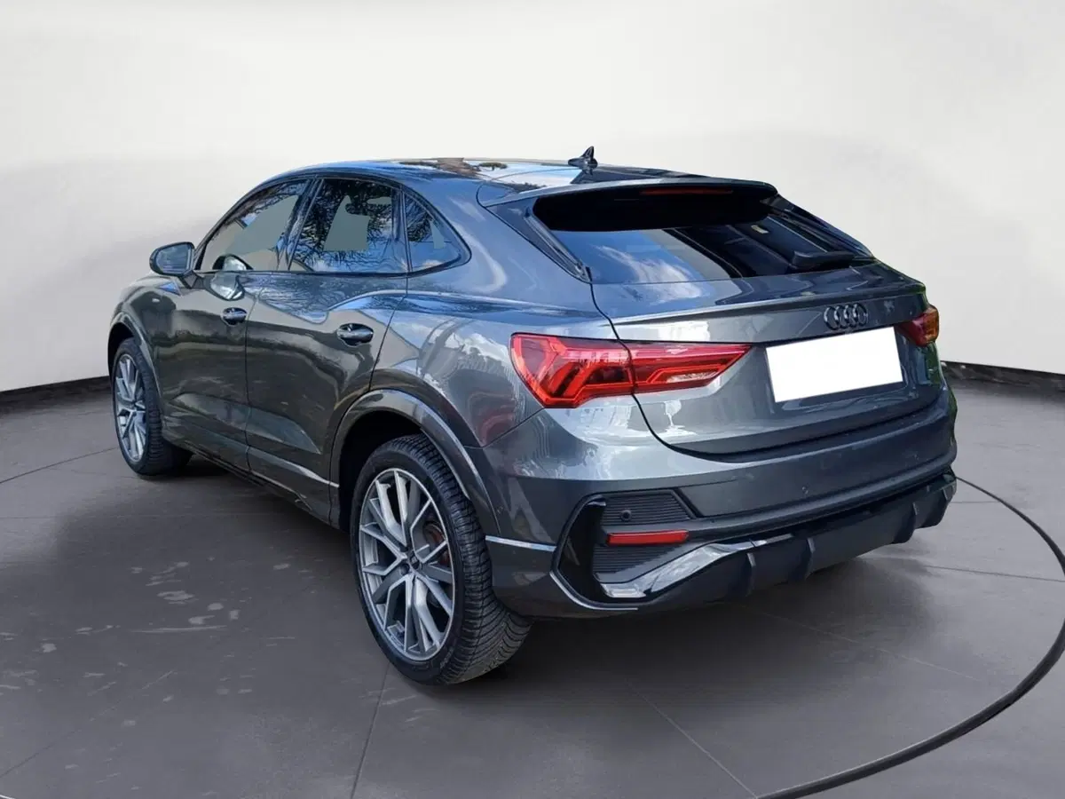 Audi Q3 Sportback usata a Reggio Calabria (6)
