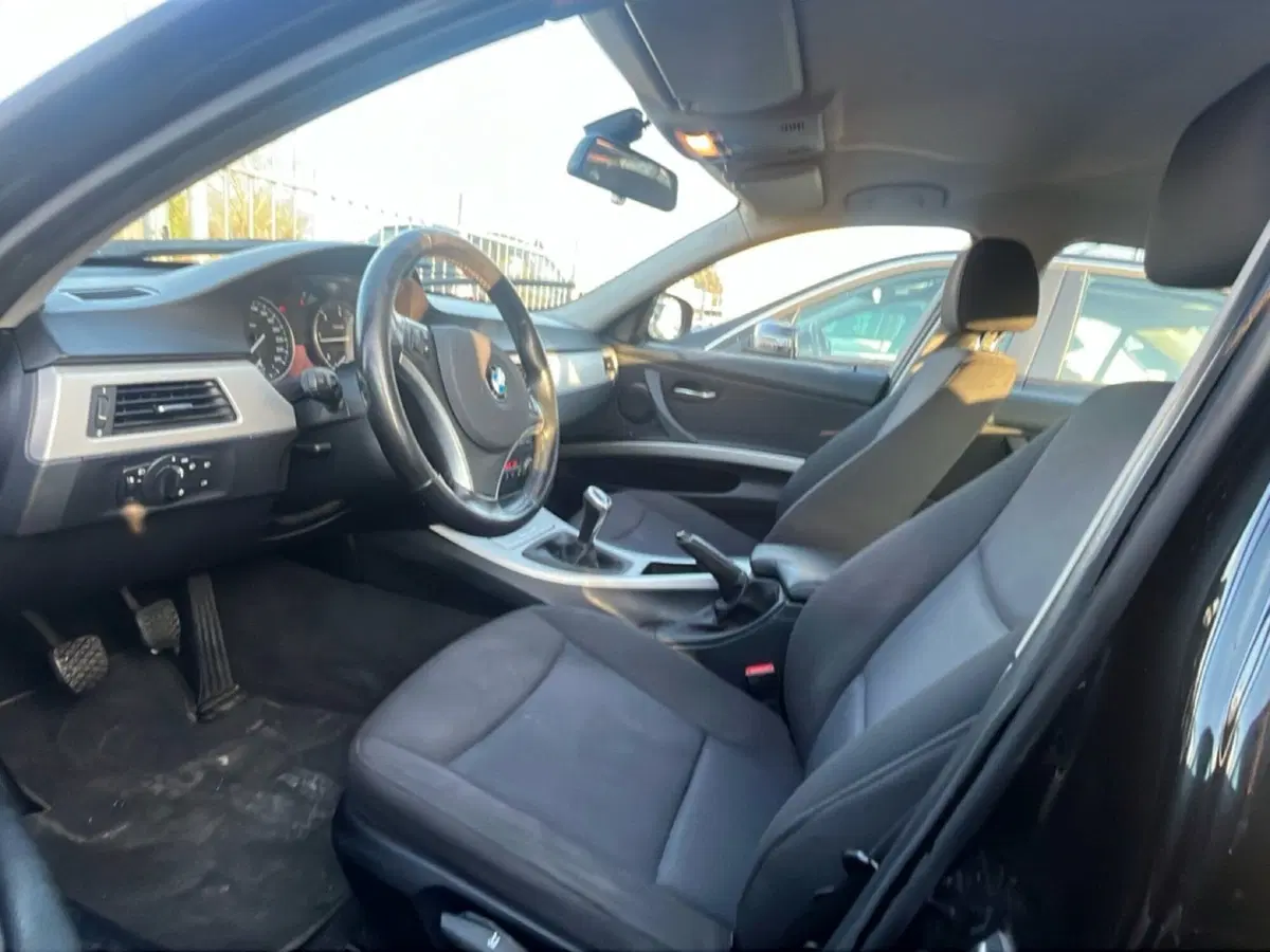 BMW Serie 3 usata a L'Aquila (12)