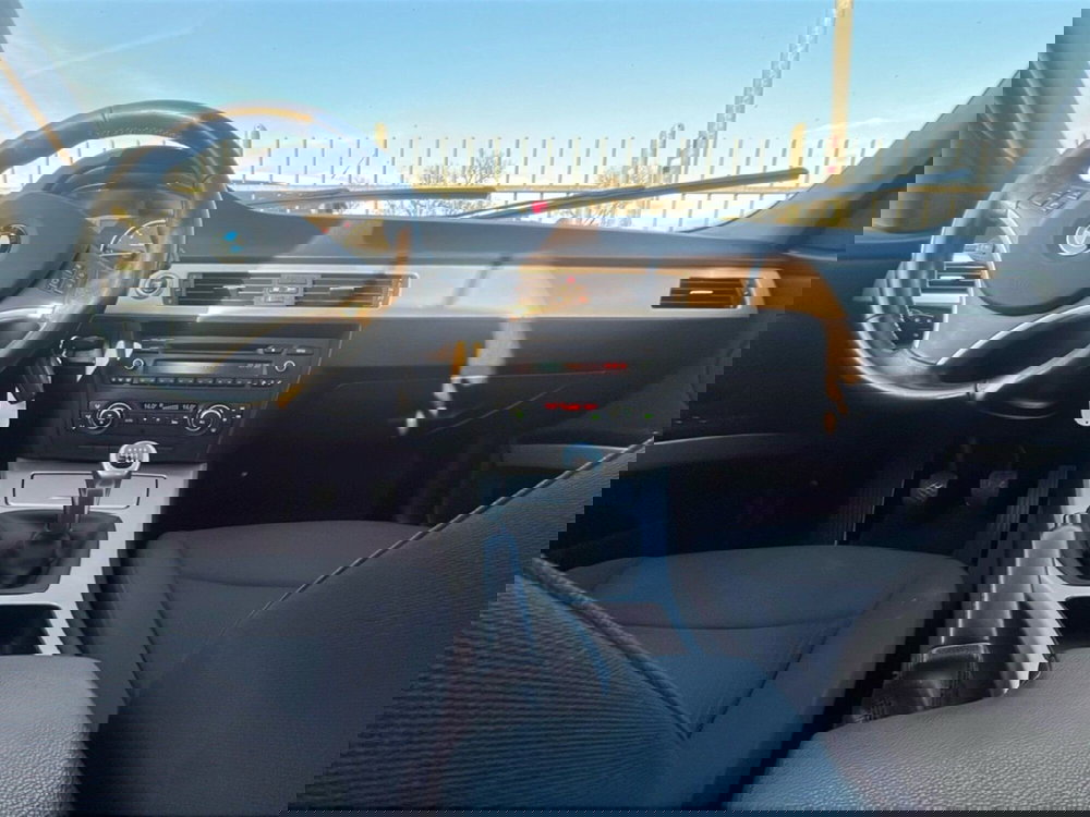 BMW Serie 3 usata a L'Aquila (14)