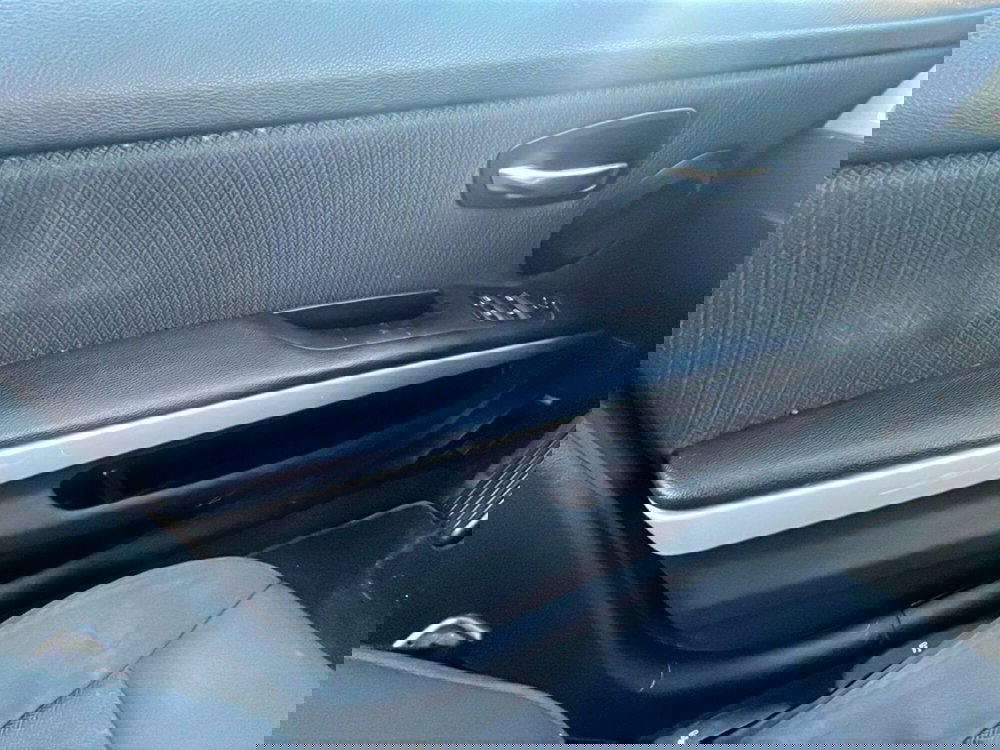 BMW Serie 3 usata a L'Aquila (19)