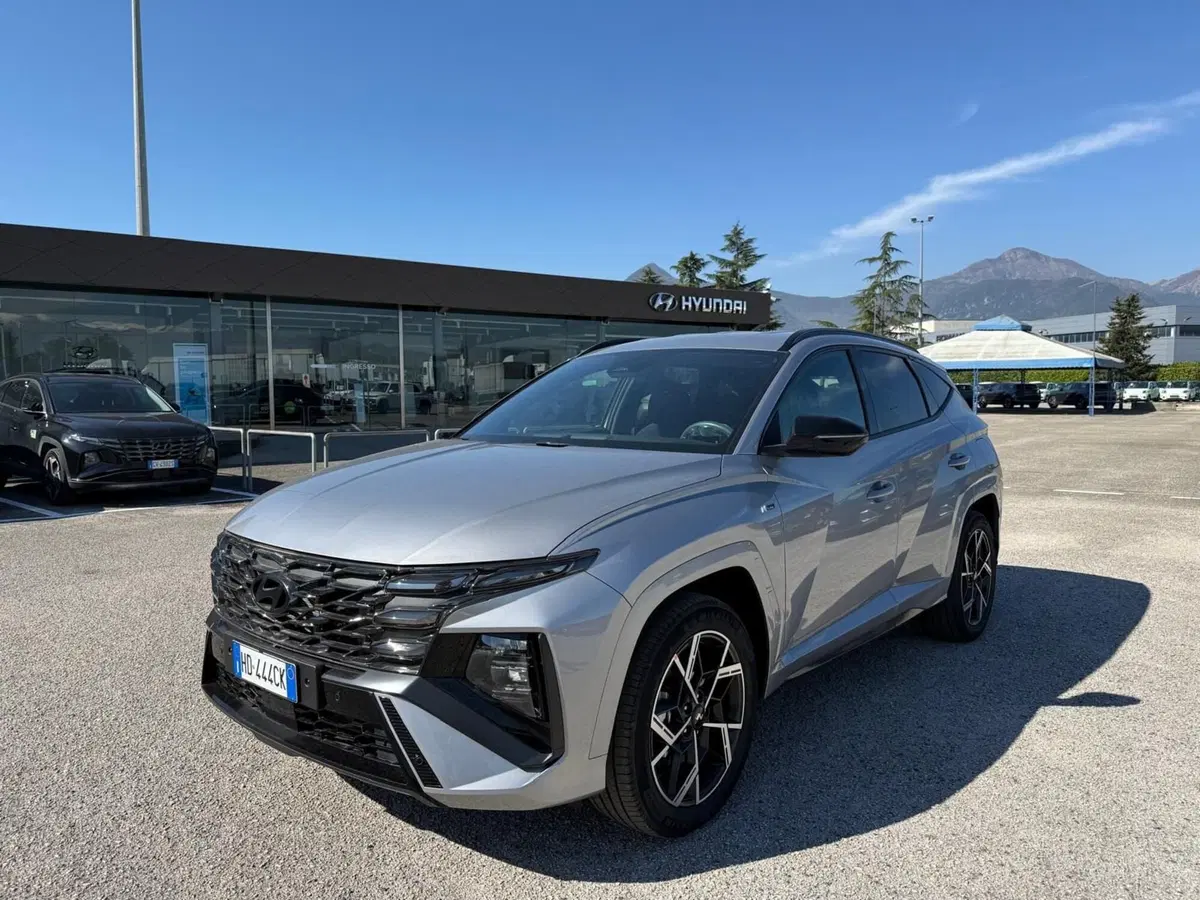 Hyundai Tucson nuova a Frosinone (9)