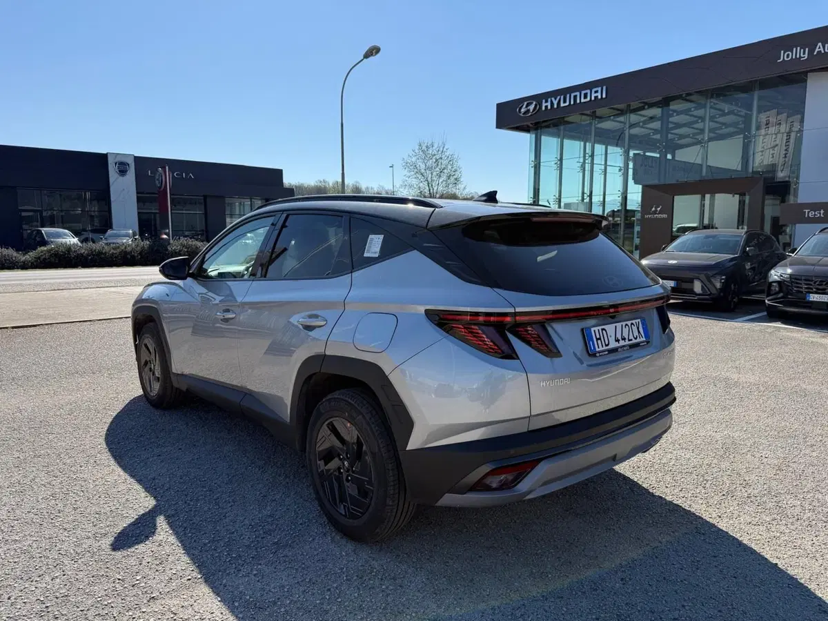 Hyundai Tucson nuova a Frosinone (10)