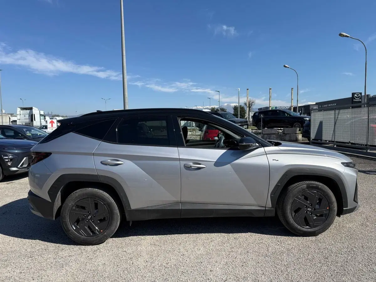 Hyundai Tucson nuova a Frosinone (12)