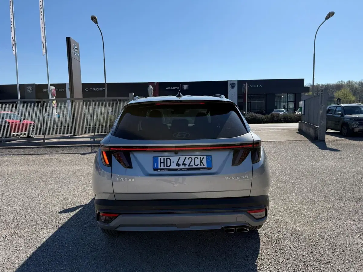 Hyundai Tucson nuova a Frosinone (9)