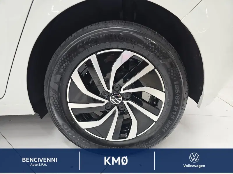 Volkswagen Polo nuova a Catanzaro (12)