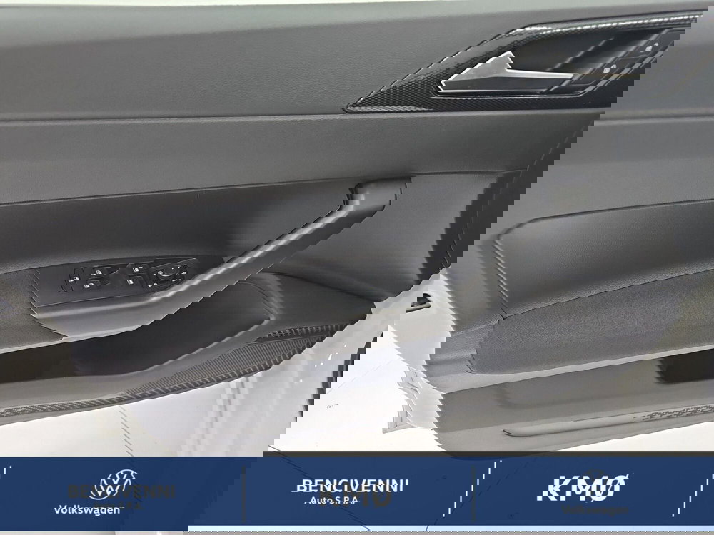 Volkswagen Polo nuova a Catanzaro (13)