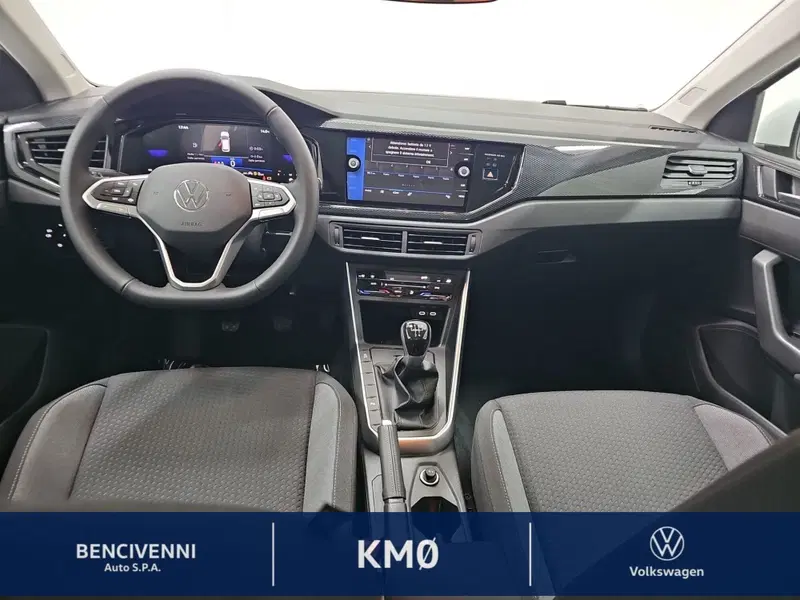 Volkswagen Polo nuova a Catanzaro (15)