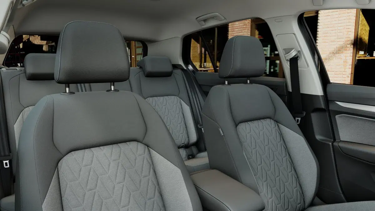 Volkswagen Golf nuova a Catanzaro (10)