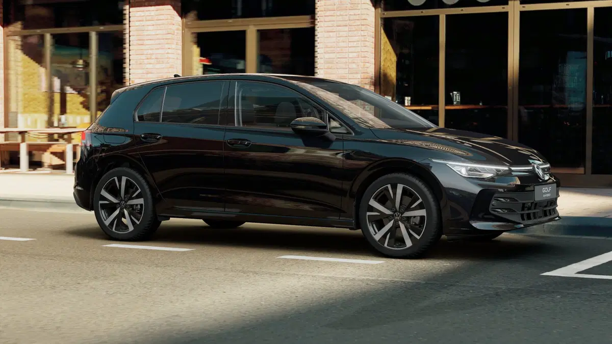 Volkswagen Golf nuova a Catanzaro (6)