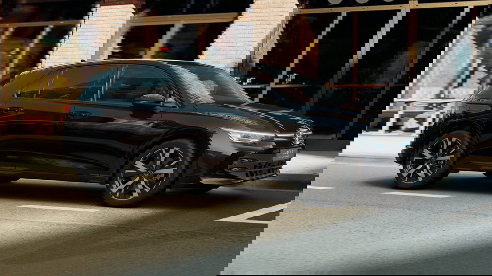 Volkswagen Golf nuova a Catanzaro (6)