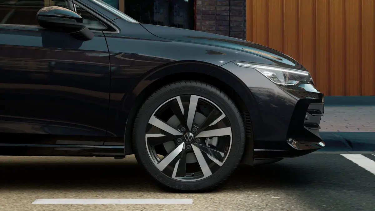 Volkswagen Golf nuova a Catanzaro (7)