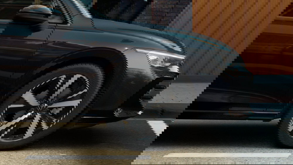 Volkswagen Golf nuova a Catanzaro (7)