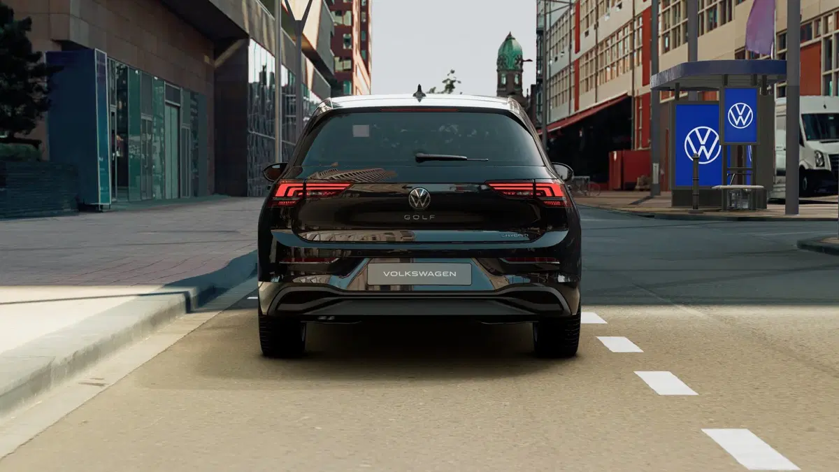 Volkswagen Golf nuova a Catanzaro (8)