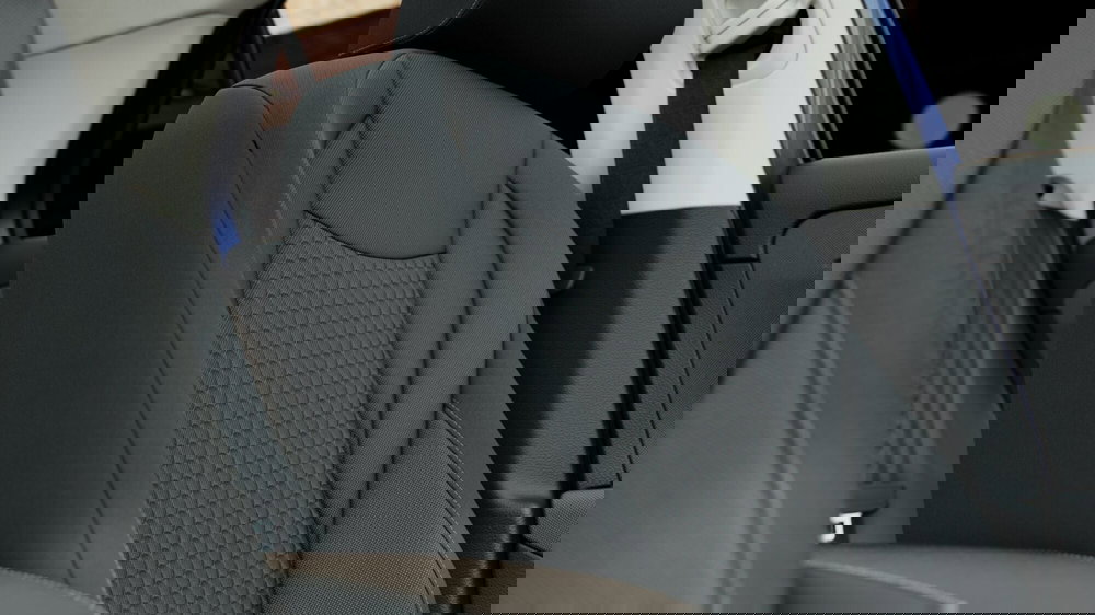 Volkswagen T-Roc nuova a Catanzaro (16)