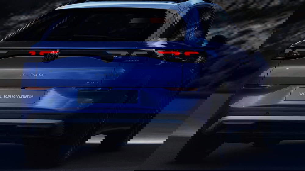 Volkswagen T-Roc nuova a Catanzaro (13)