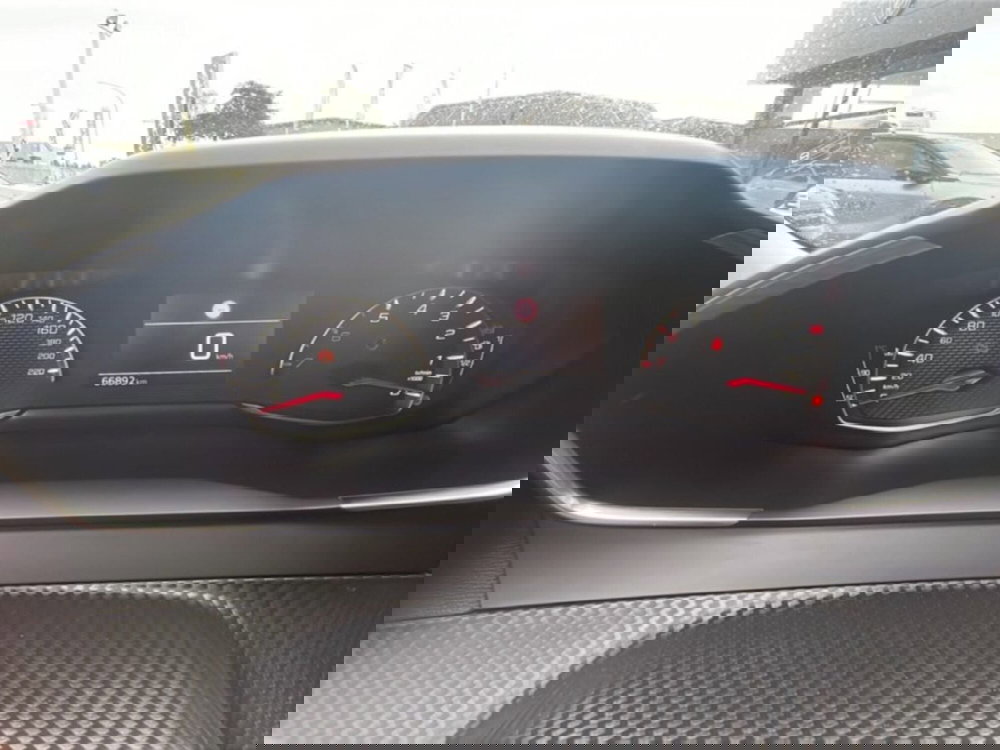 Peugeot 2008 usata a Foggia (10)