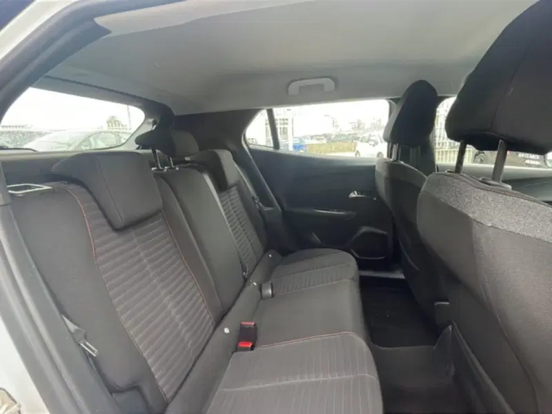 Peugeot 2008 usata a Foggia (16)