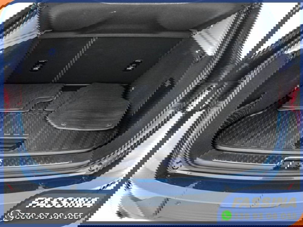 Lynk & Co 01 usata a Milano (10)