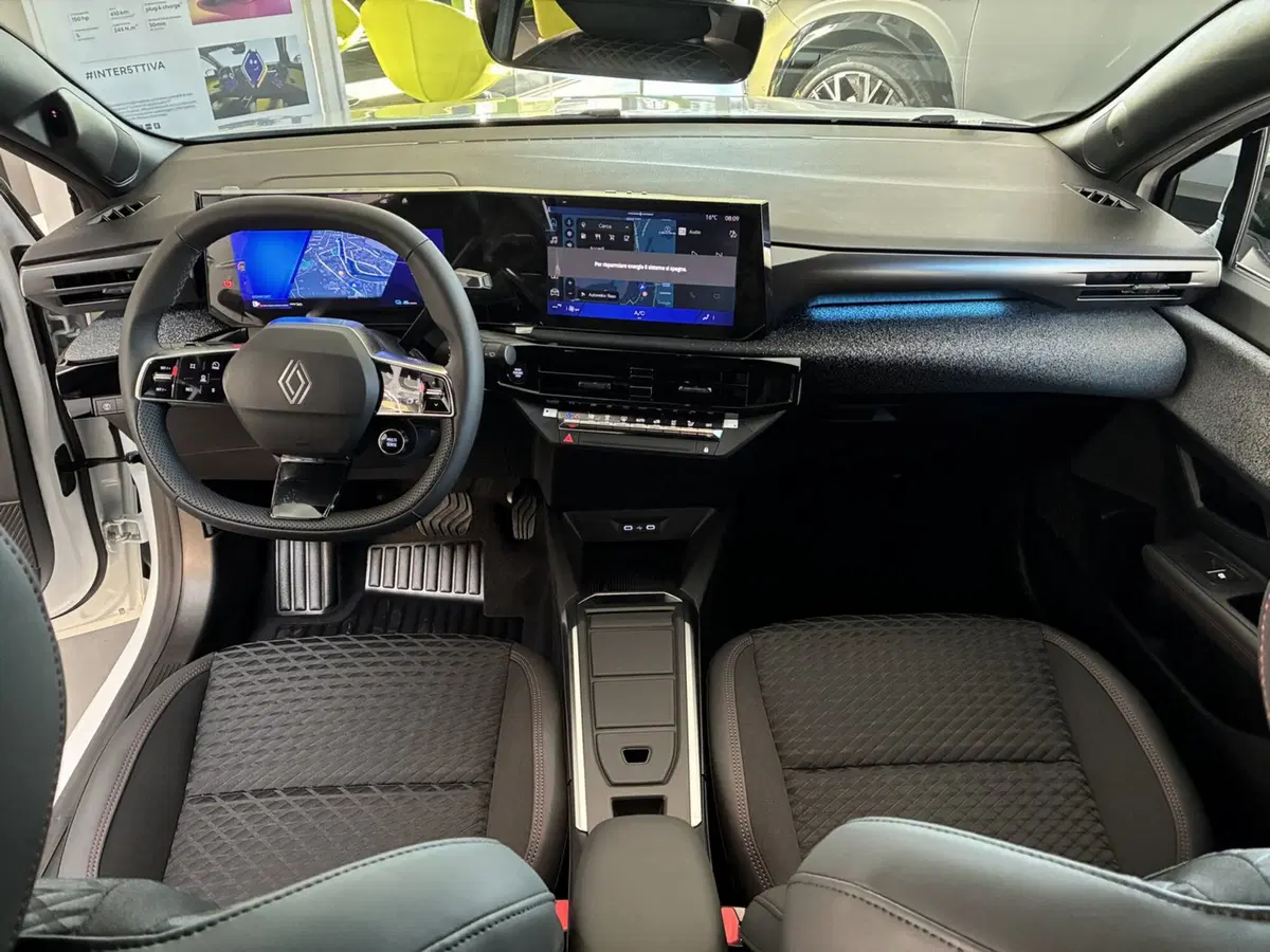 Renault Clio nuova a Frosinone (10)
