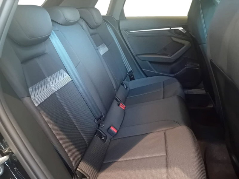 Audi A3 Sportback nuova a Bari (15)