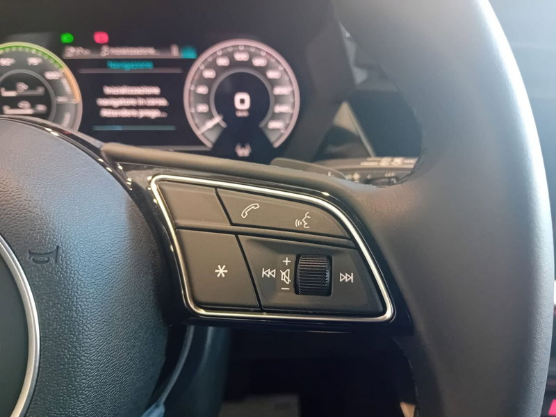 Audi A3 Sportback nuova a Bari (8)