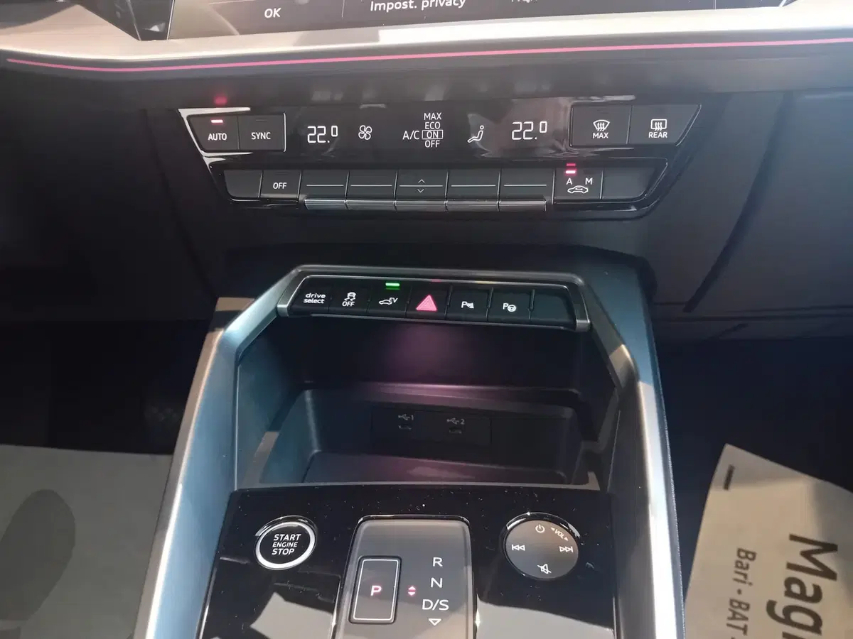 Audi A3 Sportback nuova a Bari (9)