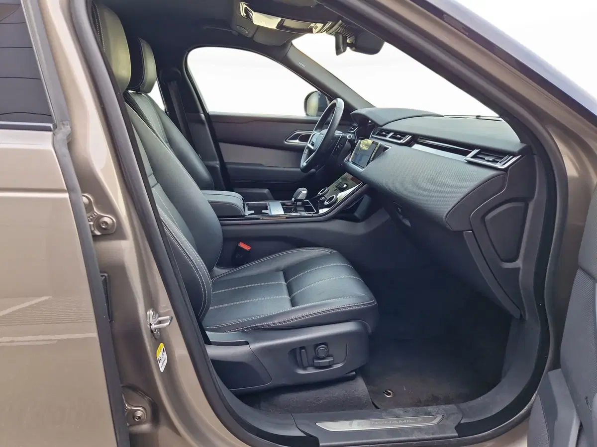 Land Rover Range Rover Velar usata a Modena (10)
