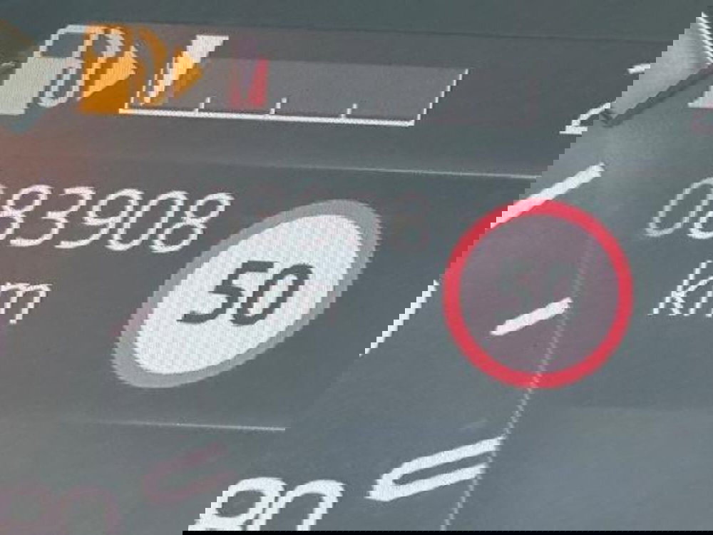 Land Rover Defender usata a Monza e Brianza (10)