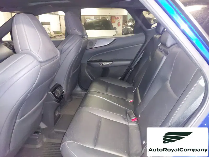 Lexus NX usata a Roma (10)