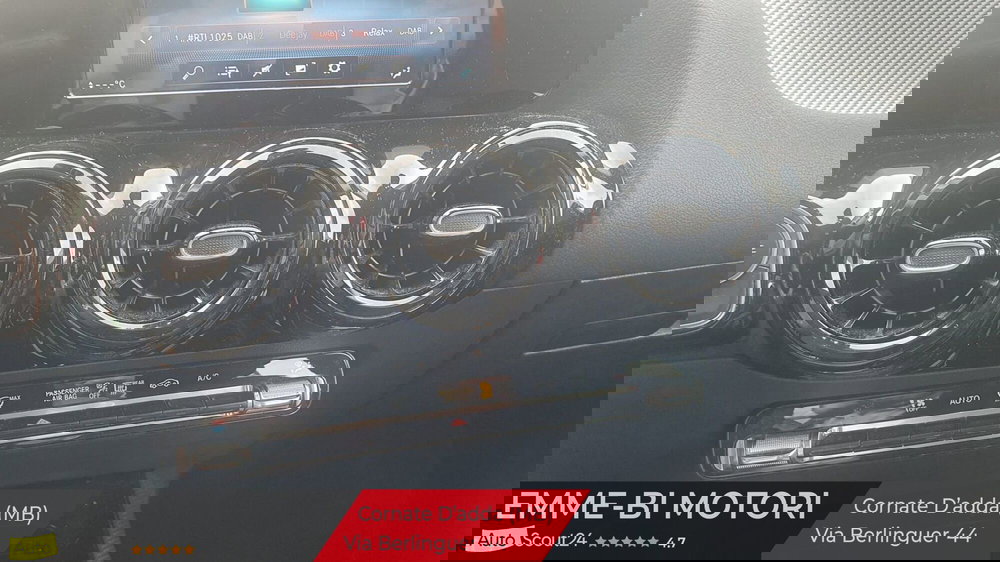 Mercedes-Benz GLA SUV usata a Lecco (10)