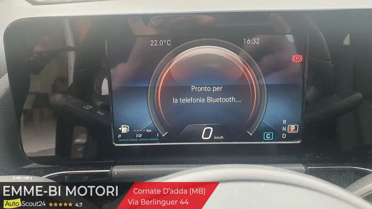 Mercedes-Benz GLA SUV usata a Lecco (13)