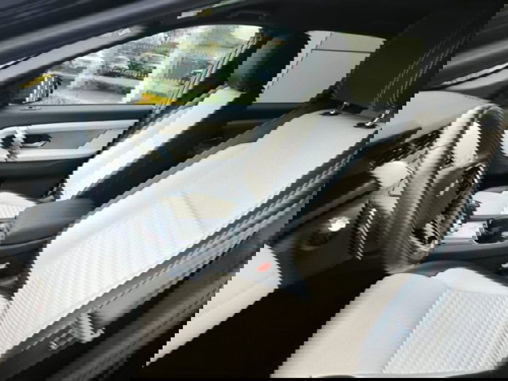 Land Rover Discovery Sport usata a Livorno (4)