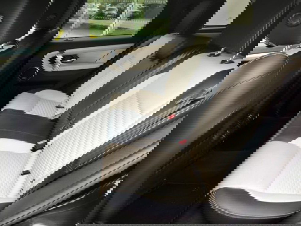 Land Rover Discovery Sport usata a Livorno (6)