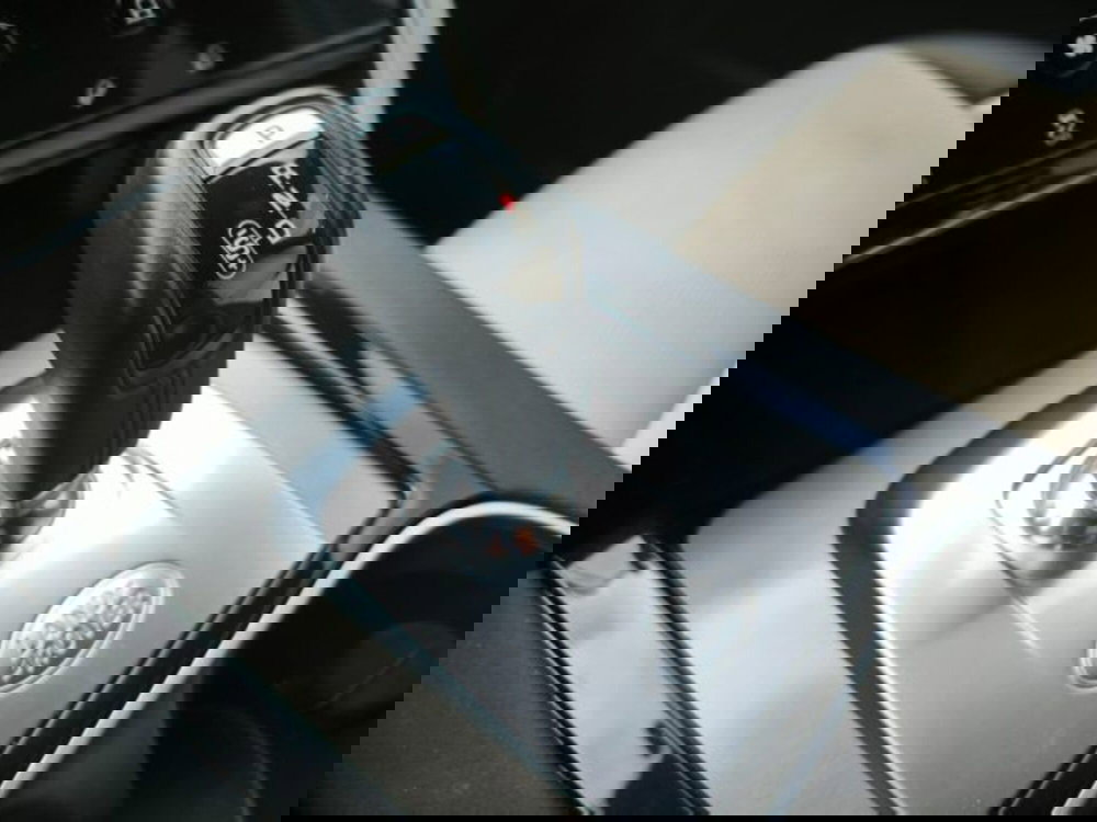 Land Rover Discovery Sport usata a Livorno (8)