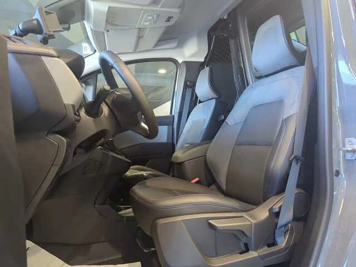 Nissan Townstar nuova a Roma (10)