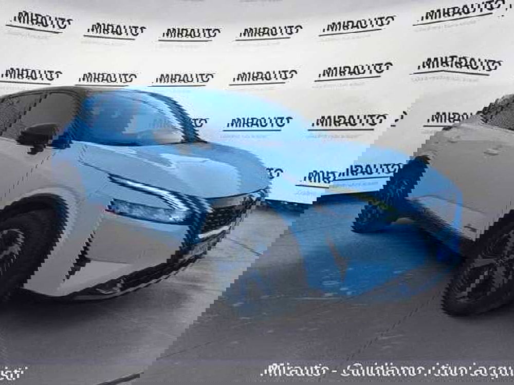 Nissan Qashqai usata a Roma