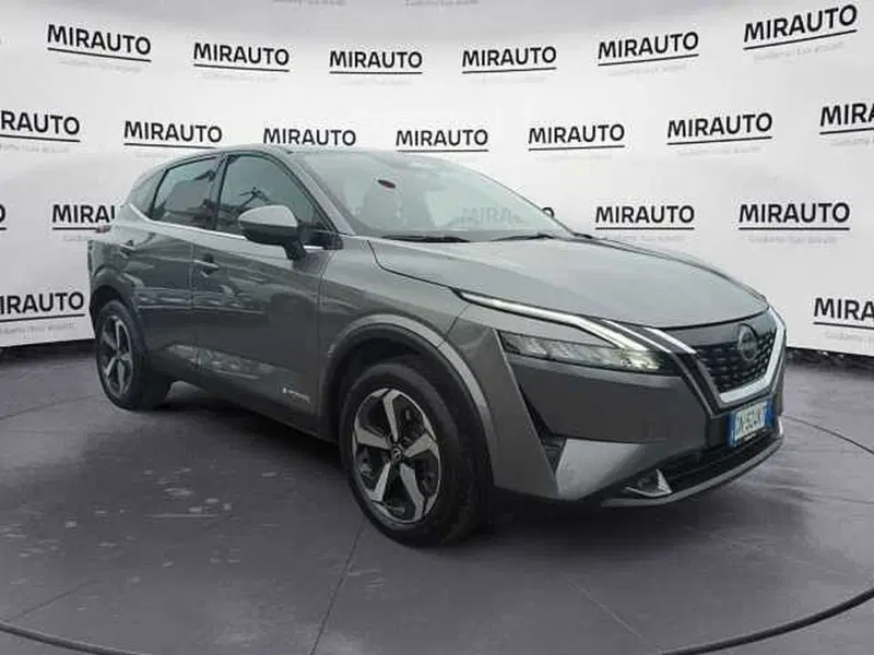 Nissan Qashqai usata a Roma