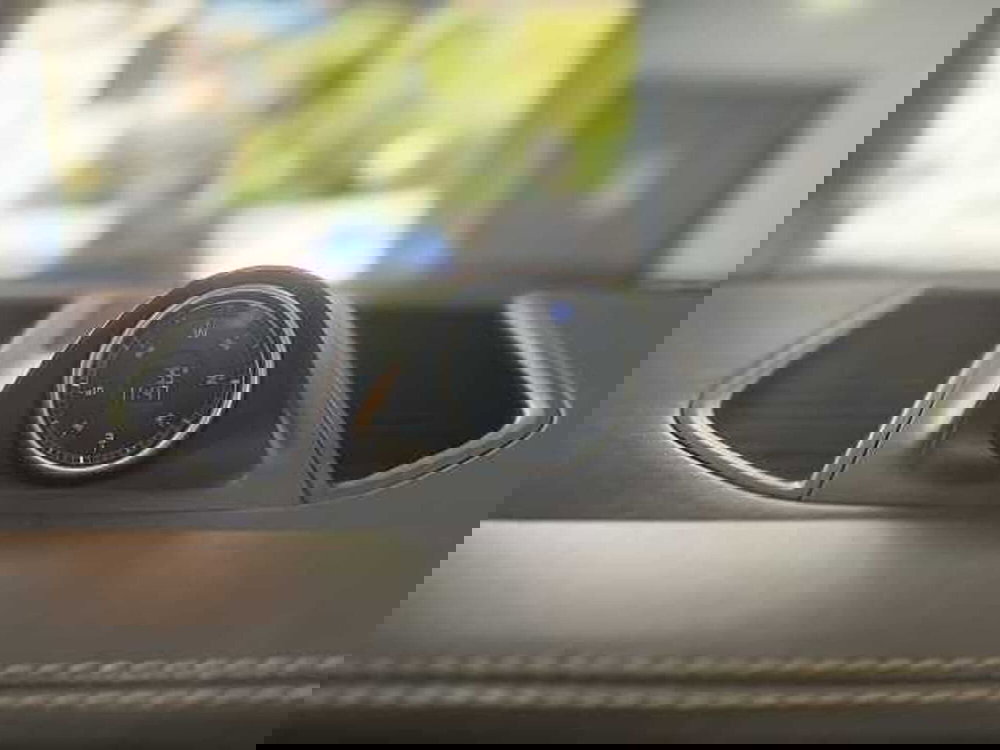 Porsche Macan usata a Genova (12)