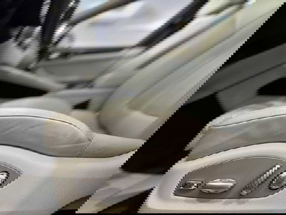 Porsche Macan usata a Genova (14)