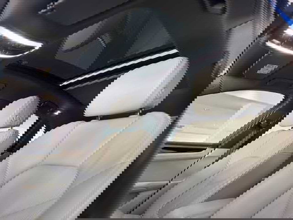 Porsche Macan usata a Genova (16)