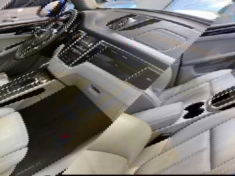 Porsche Macan usata a Genova (7)