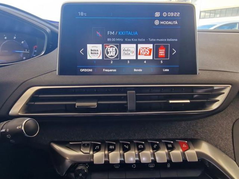 Peugeot 3008 usata a Salerno (16)