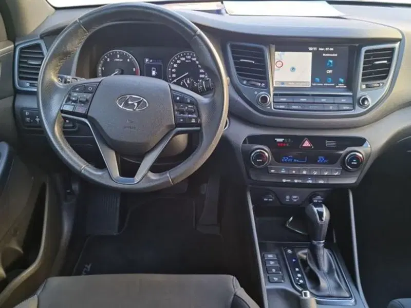 Hyundai Tucson usata a Salerno (10)