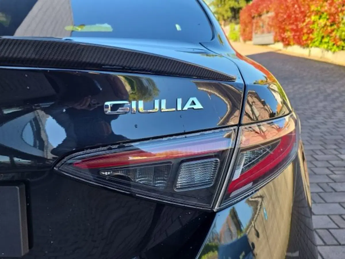 Alfa Romeo Giulia nuova a Monza e Brianza (15)