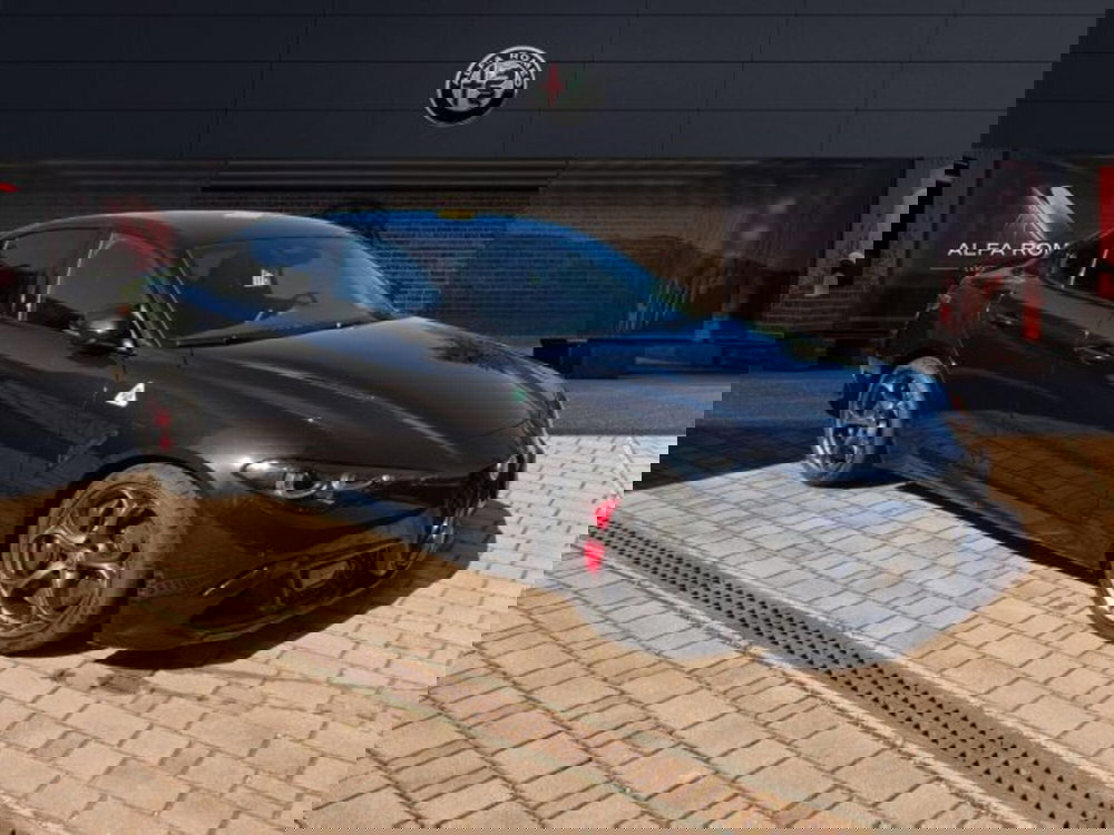 Alfa Romeo Giulia nuova a Monza e Brianza (3)