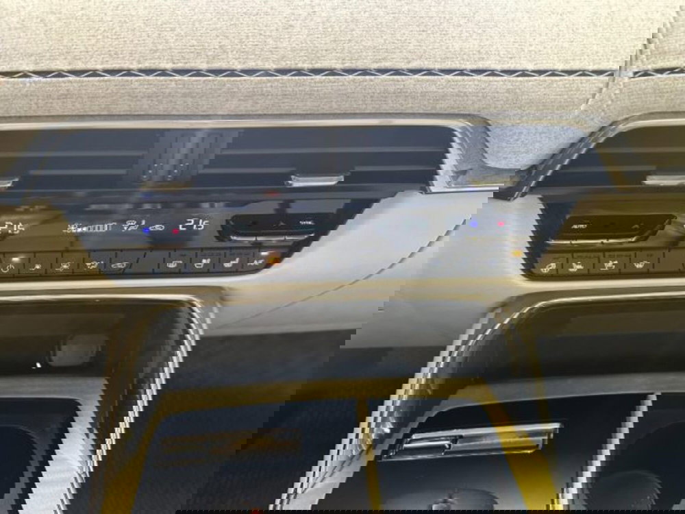 Mazda CX-60 usata a Cuneo (17)