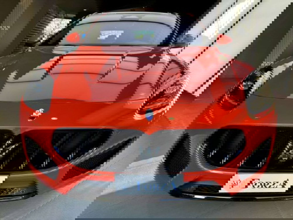 Maserati Grecale nuova a Torino (2)