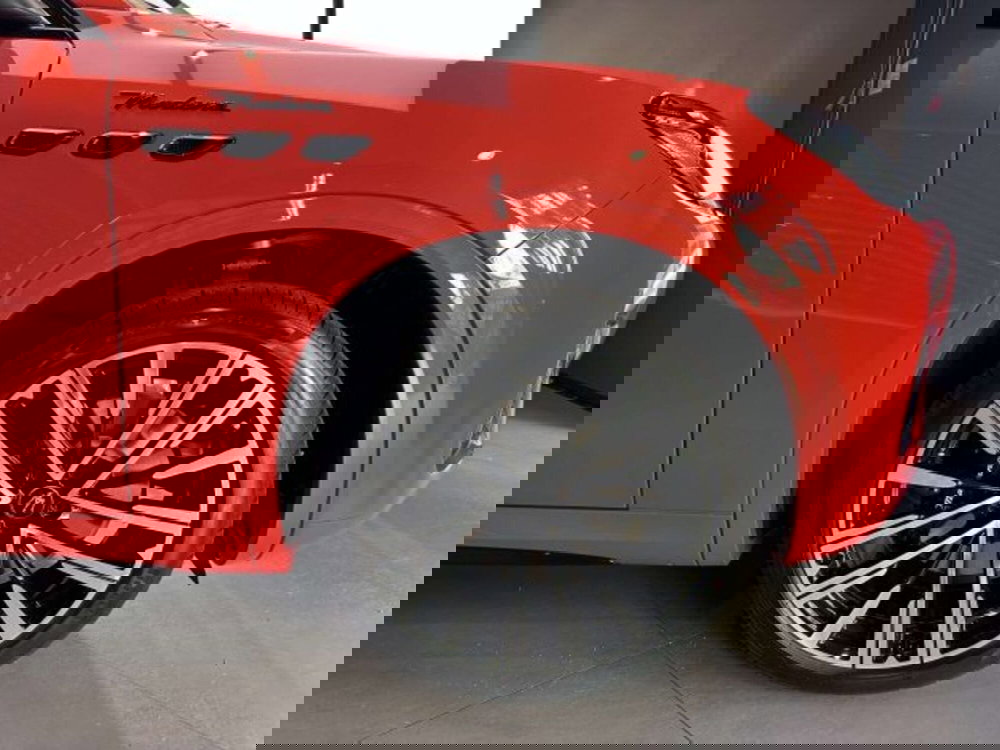 Maserati Grecale nuova a Torino (4)