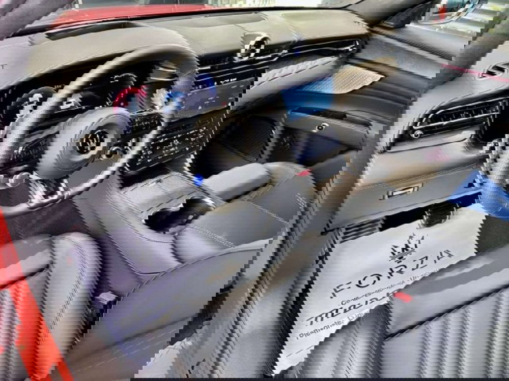 Maserati Grecale nuova a Torino (9)